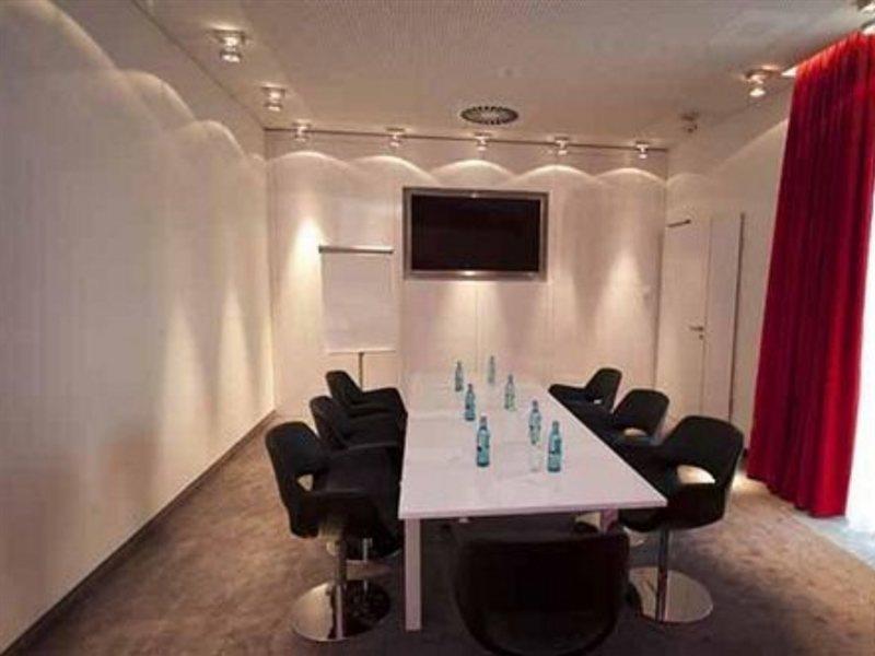 Dormero Hotel Frankfurt Frankfurt nad Menem Zewnętrze zdjęcie